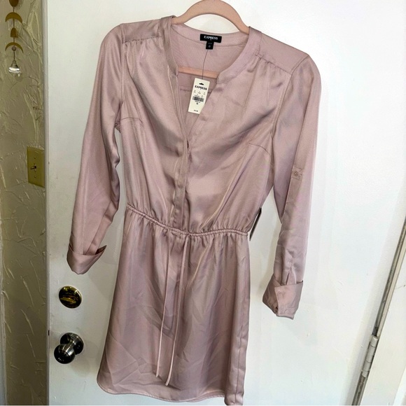 NWOT ✨$10 when bundled✨ Express Dress - Picture 1 of 5